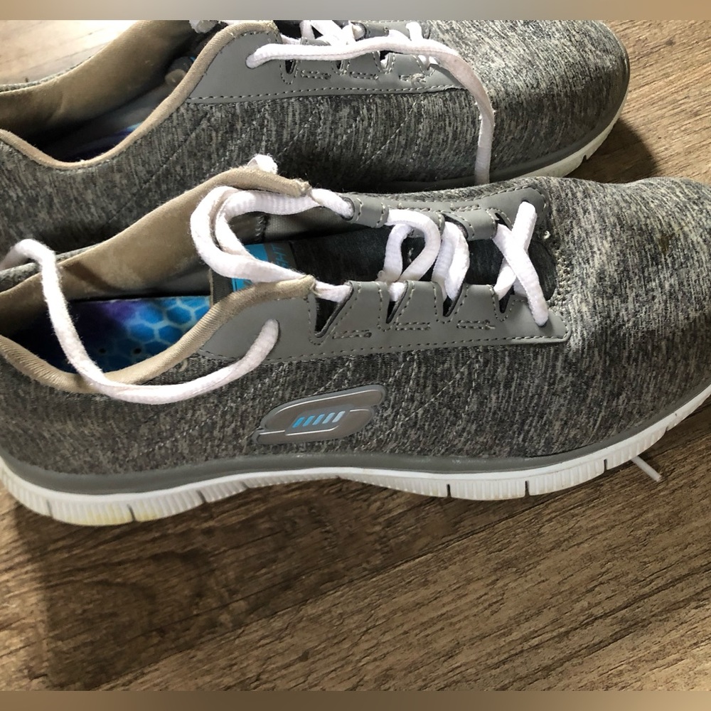 Skechers lightweights
